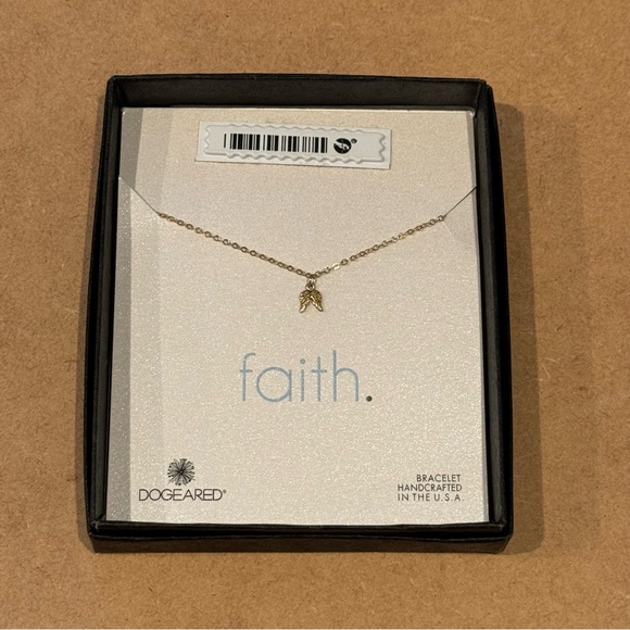 Dogeared - “Faith” Bracelet NIB Angel Wings - Picture 3 of 3